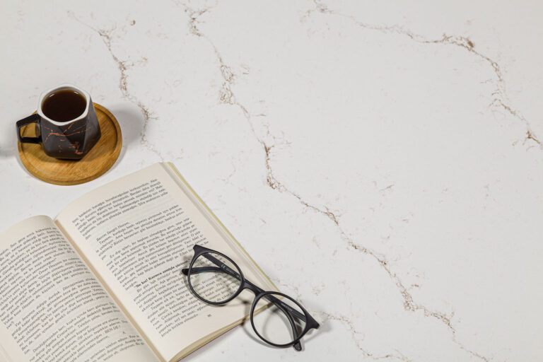 Majestic brown ultra quartz